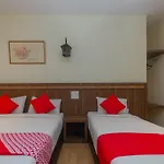 Super Oyo 596 The Vintage Hotel
