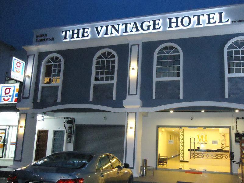 Super Oyo 596 The Vintage Hotel