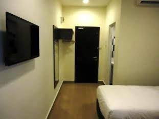 Super Oyo 596 The Vintage Hotel